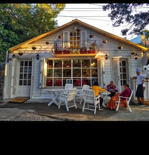 Café De Piccolo: Best Cafes IN Dehradun